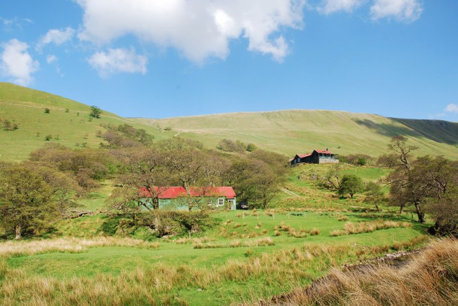 Scenic cottages in Lake District