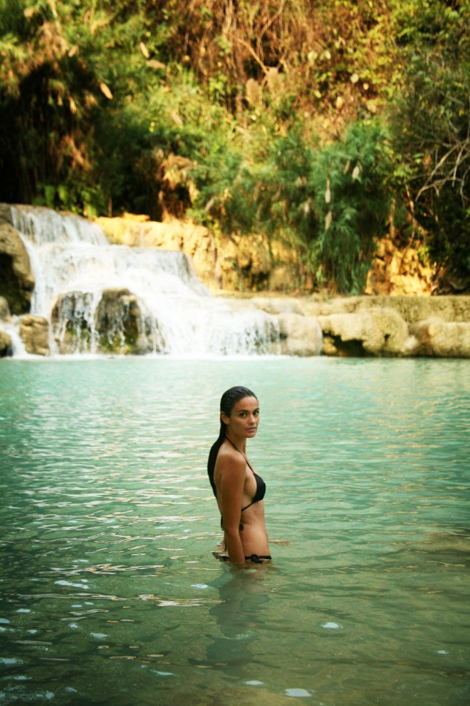 Girl in Kuang Si falls